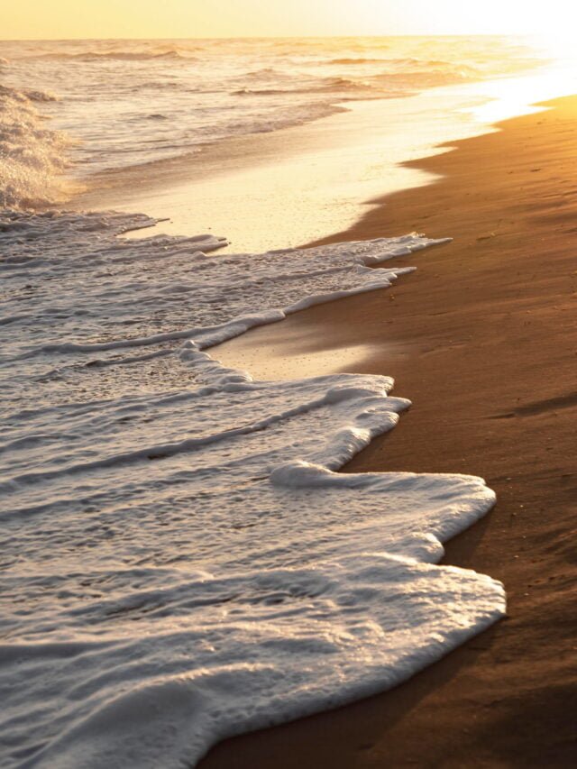 BEACHES IN MUMBAI